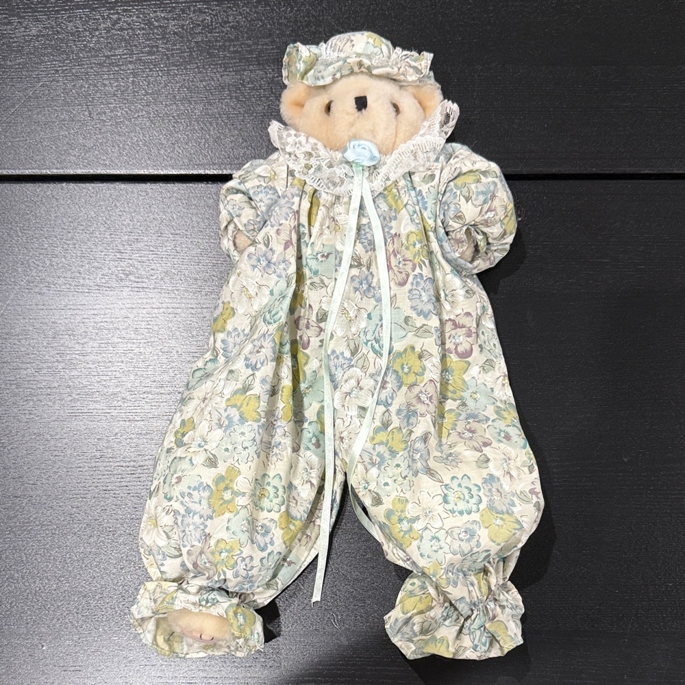 Vintage 'Bearly People' 1995 Victorian Style Teddy Bear